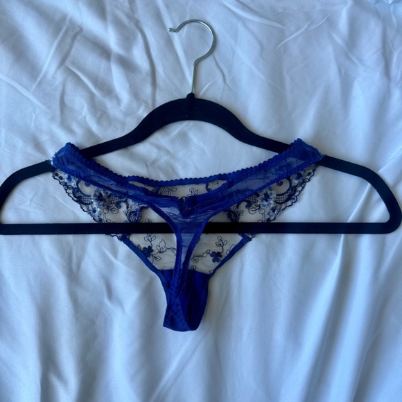 Atelier Amour Blue Lingerie Set - Picture 3 of 4